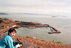 1995 - USA 022 (Alcatraz vu depuis la sortie du Golden Gate Bridge)